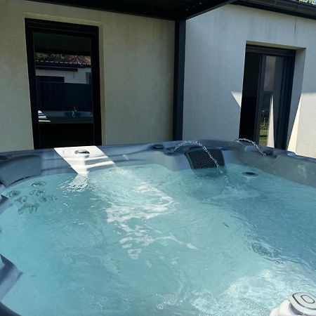 Maison Avec Jacuzzi Et Sauna 에피날 외부 사진