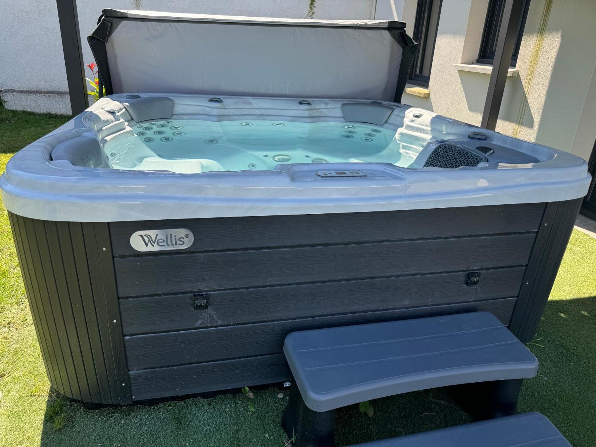 Maison Avec Jacuzzi Et Sauna 에피날 외부 사진