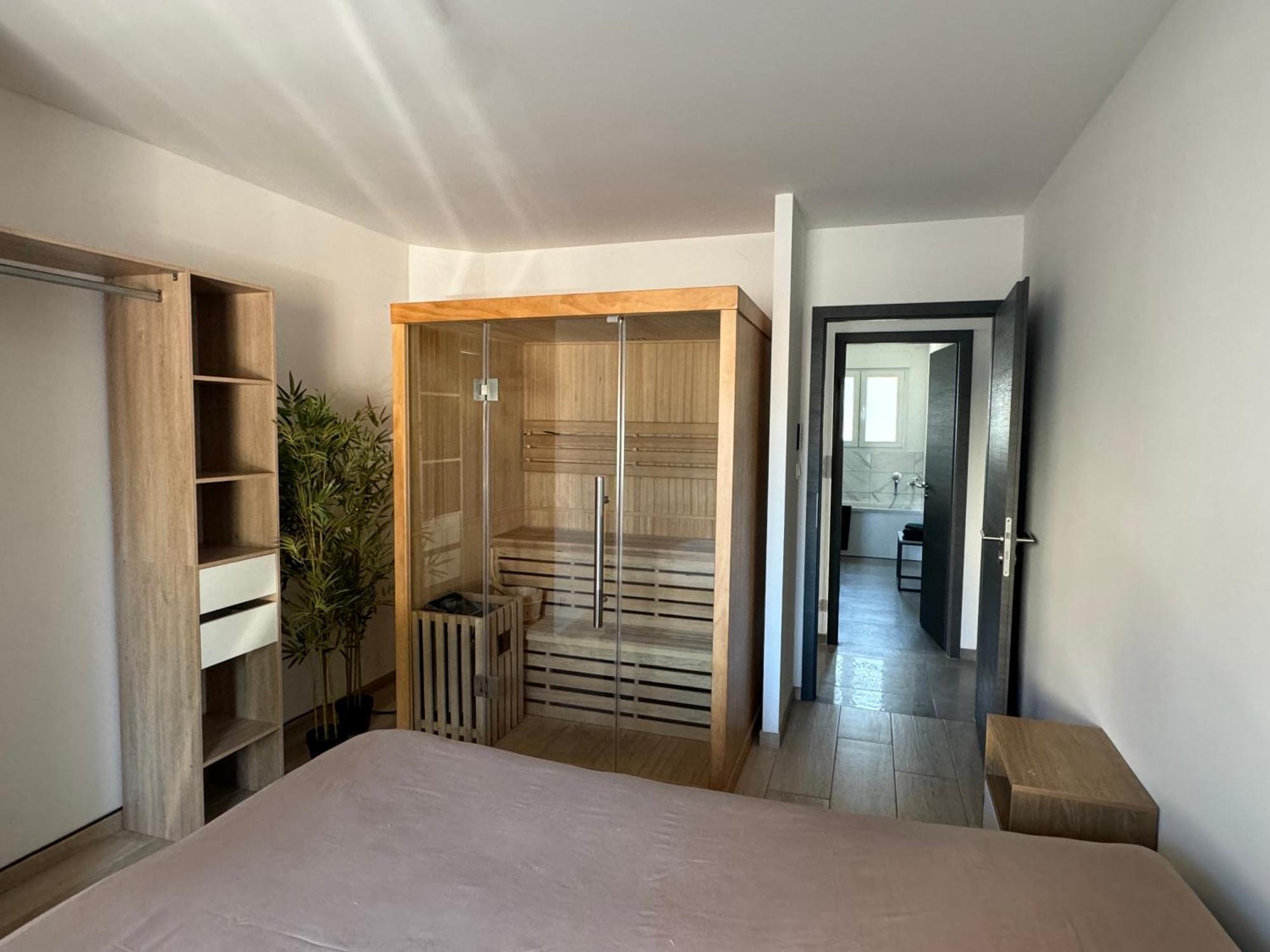 Maison Avec Jacuzzi Et Sauna 에피날 외부 사진